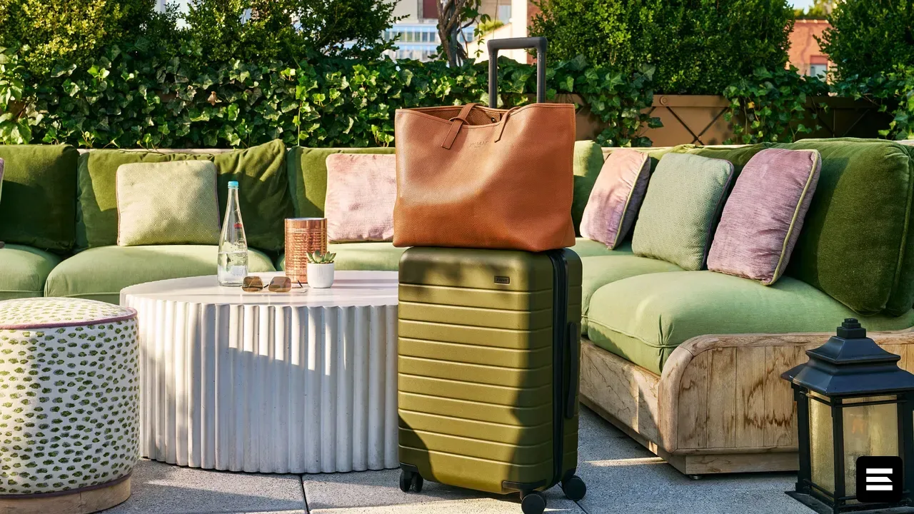 Чемодан Away Carry-On со скидкой 30% на Prime Day