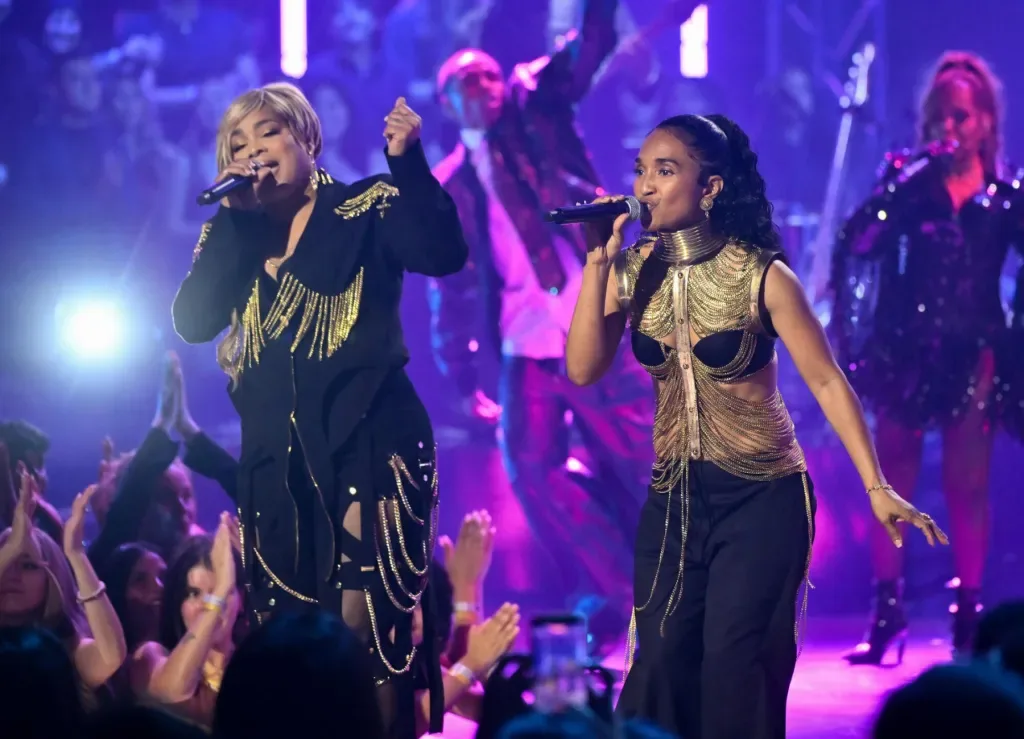 TLC сообщили о состоянии T-Boz после госпитализации из-за серповидноклеточного криза