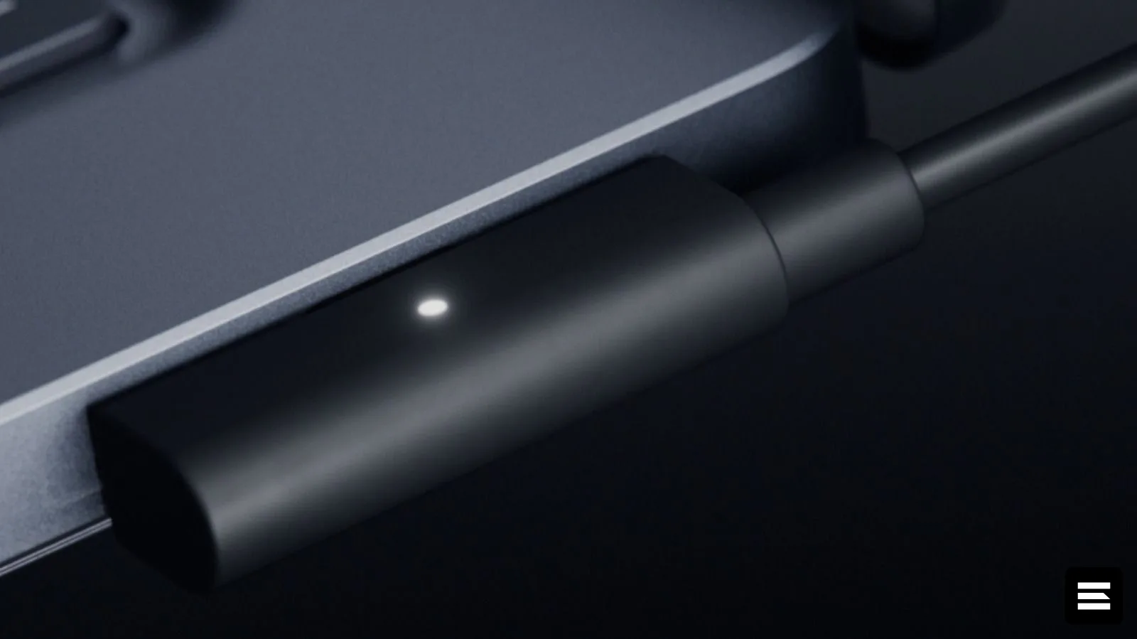Microsoft Magnetic Connect vs MagSafe Apple для MacBooks