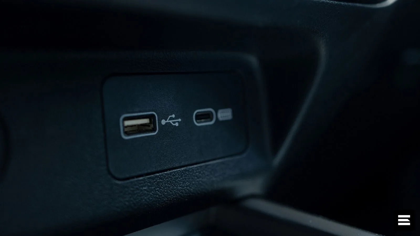 USB-A и USB-C: в чём разница между разъёмами