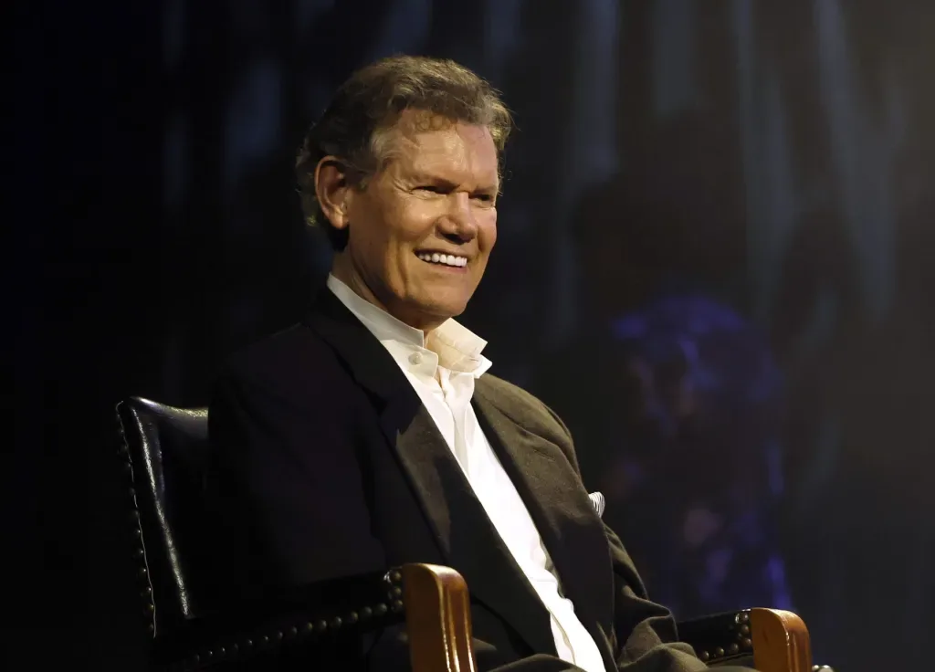 Randy Travis выпустит первый за 18 лет альбом оригинальных песен