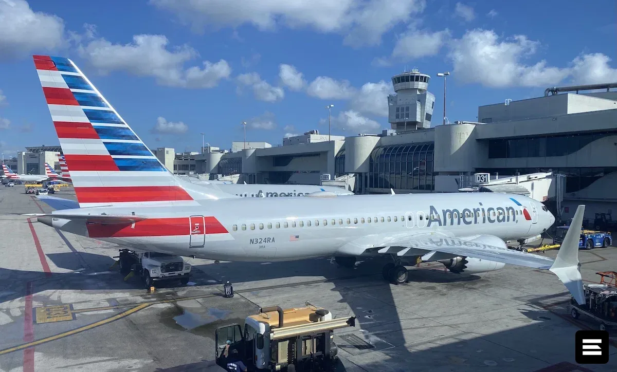 American Airlines отказалась от принудительного отказа в посадке
