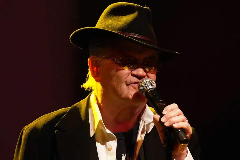 Мики Доленз анонсировал EP «Timeless» к 60-летию The Monkees