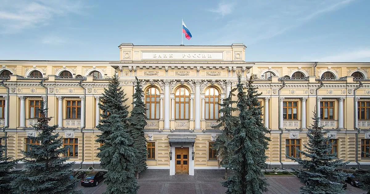 Россияне во II квартале чаще платили наличными и реже переводили по номеру телефона