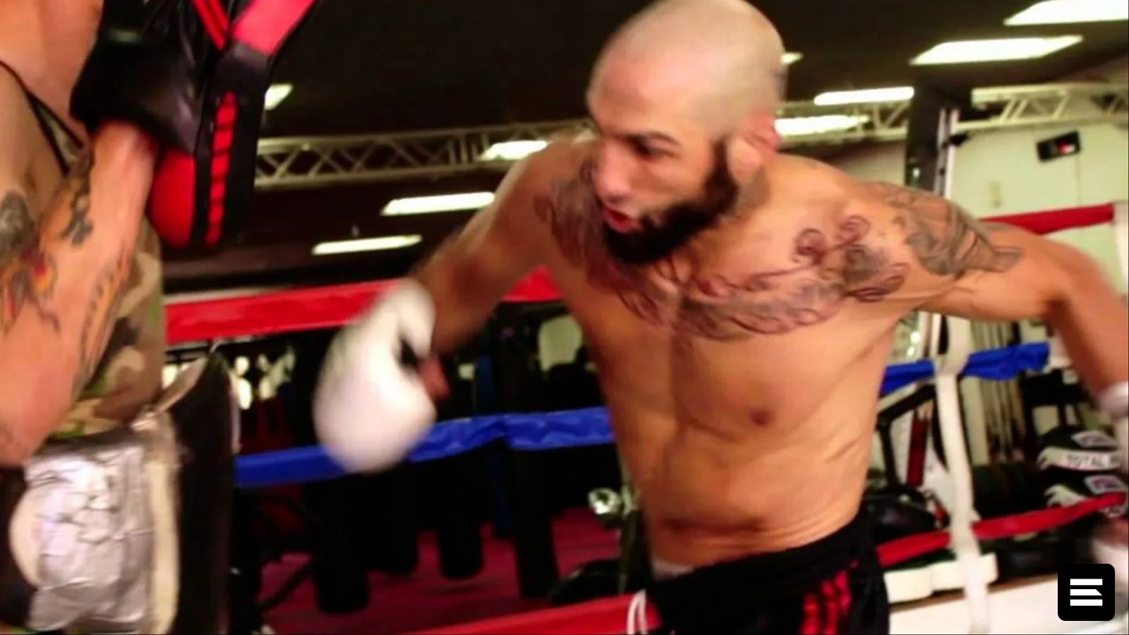Роб Эмерсон дебютирует в Bare Knuckle FC 95: легенда TUF 5 ищет новые победы