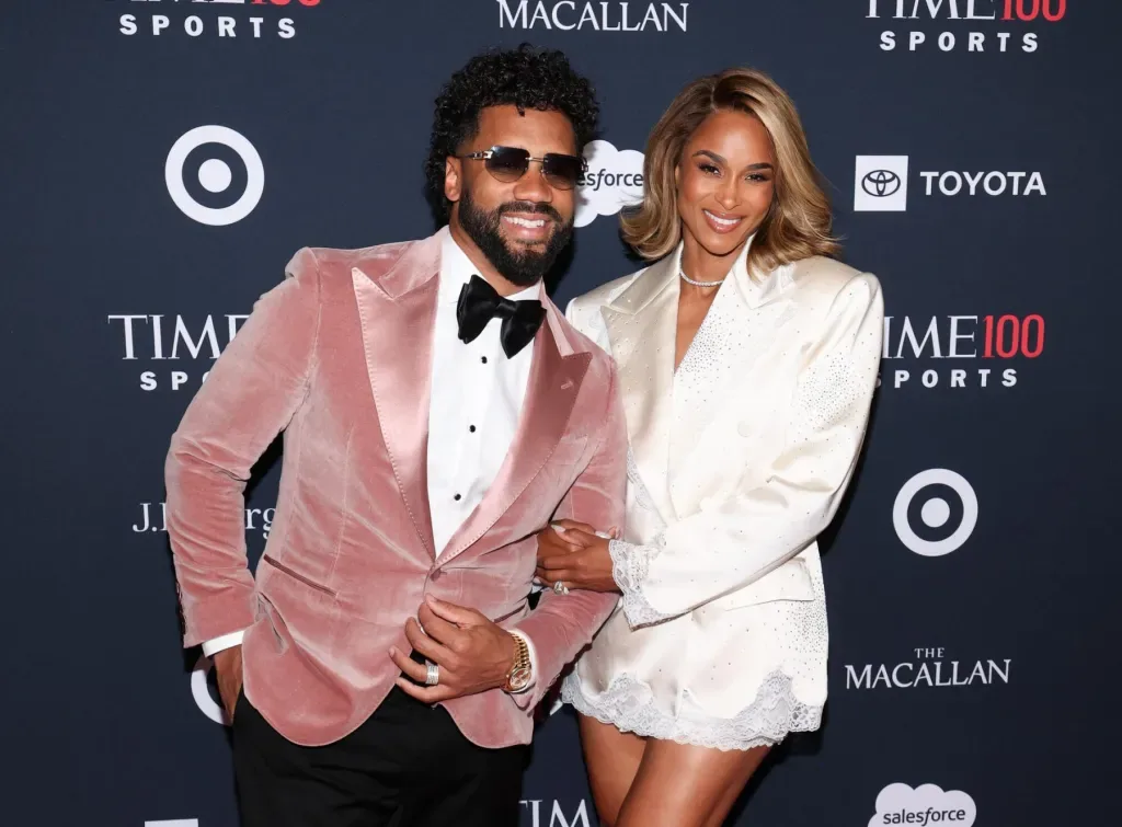Ciara объявила о беременности пятым ребёнком