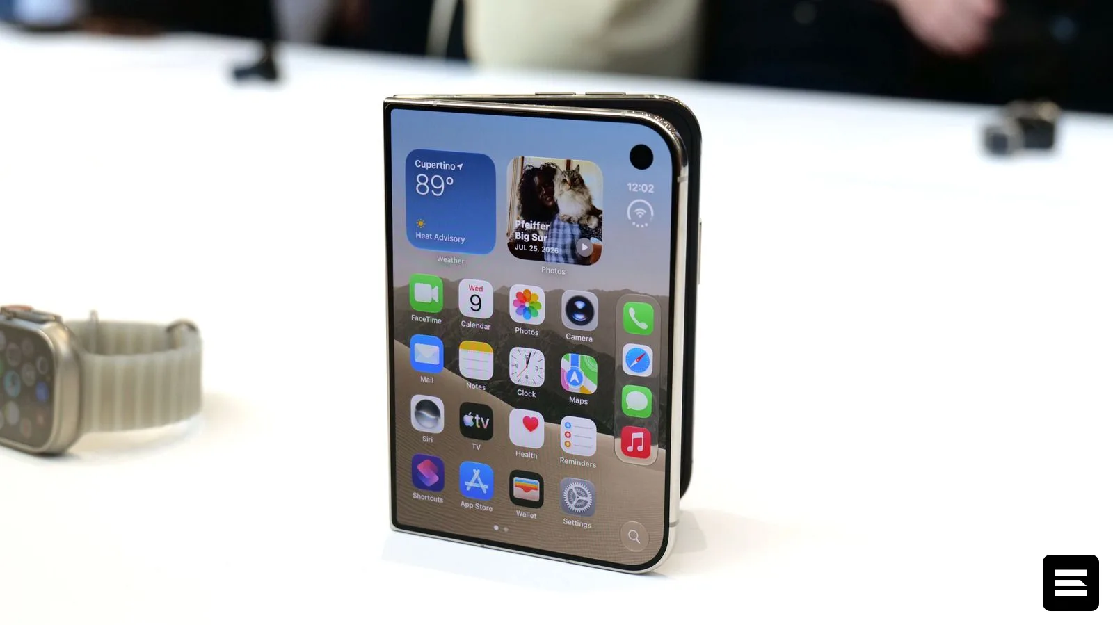 Обзор iPhone Duo: самый ожидаемый гаджет Apple за 10 лет