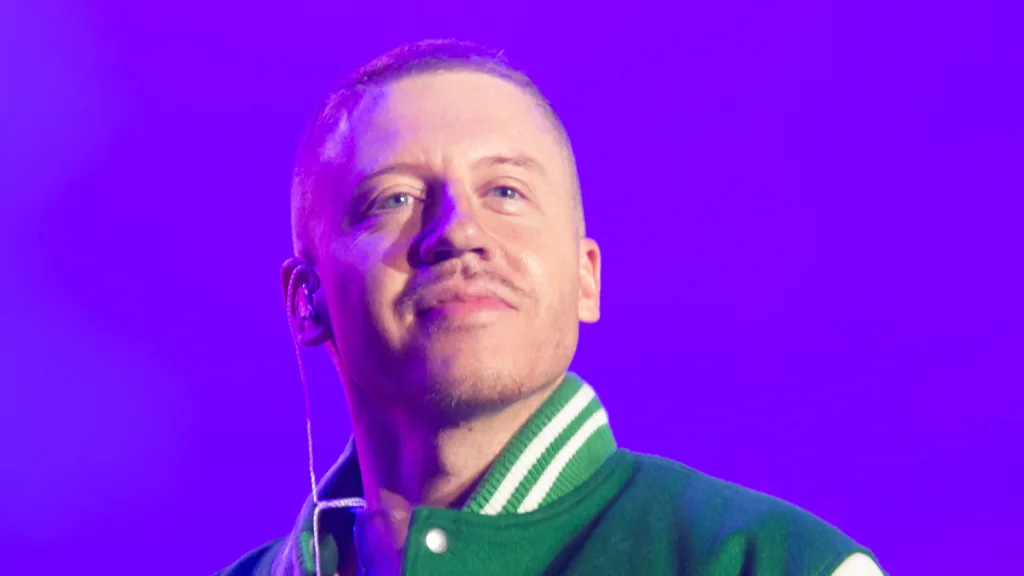 Пинк раскритиковала Macklemore за политические высказывания на концерте Эда Ширана