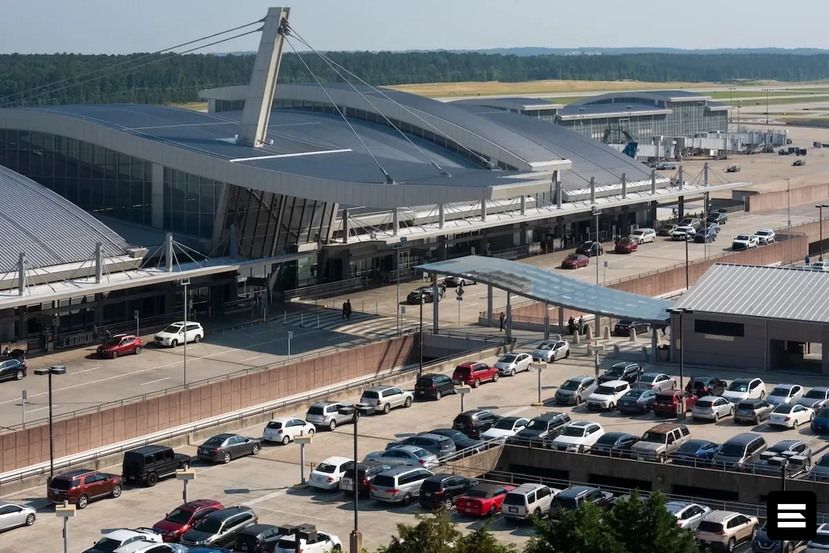 Raleigh‑Durham: повреждение волоконного кабеля задержало рейсы