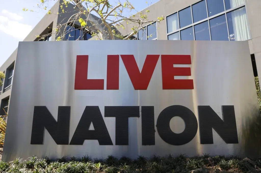 AEG и SeatGeek просят суд отклонить мировое соглашение Live Nation с Минюстом США