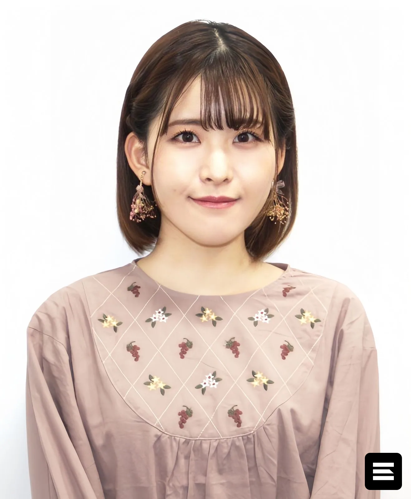 Manaka Iwami объявила о браке и рождении первого ребёнка
