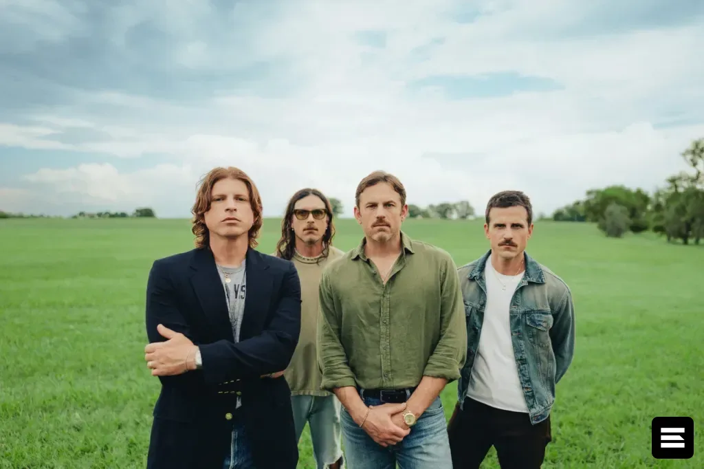 Kings of Leon выпустили клип с кадрами спутников NASA для песни Cold Blue Dawn
