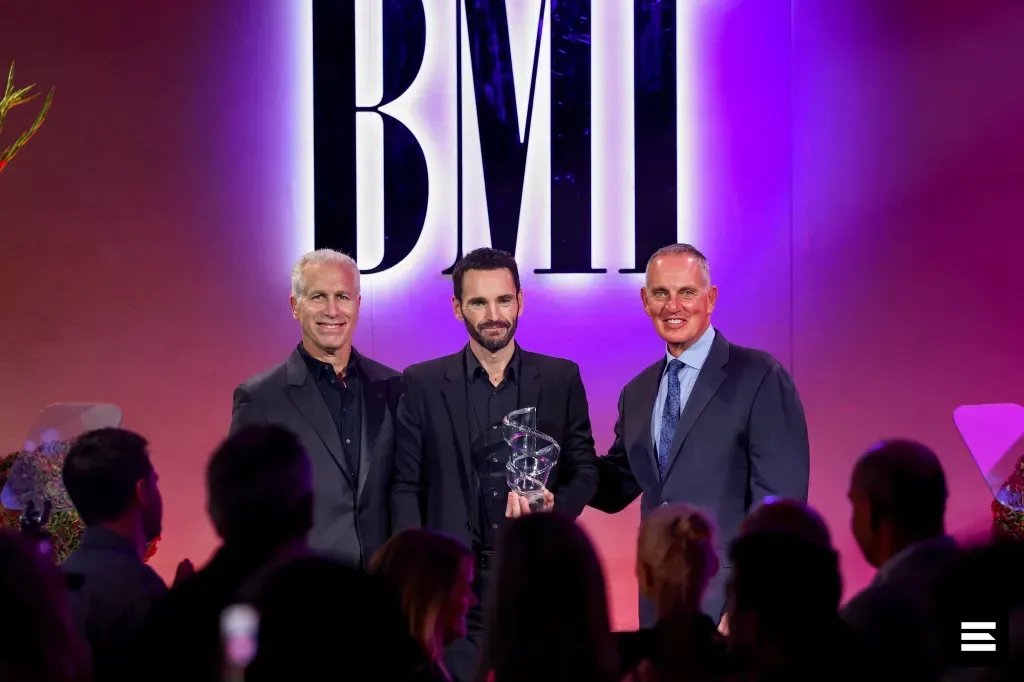 Johnny McDaid получил награду президента BMI на церемонии в Лондоне