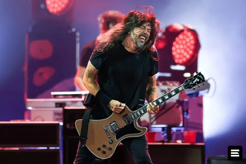 Foo Fighters ещё раз откроют концерт AC/DC в MetLife Stadium