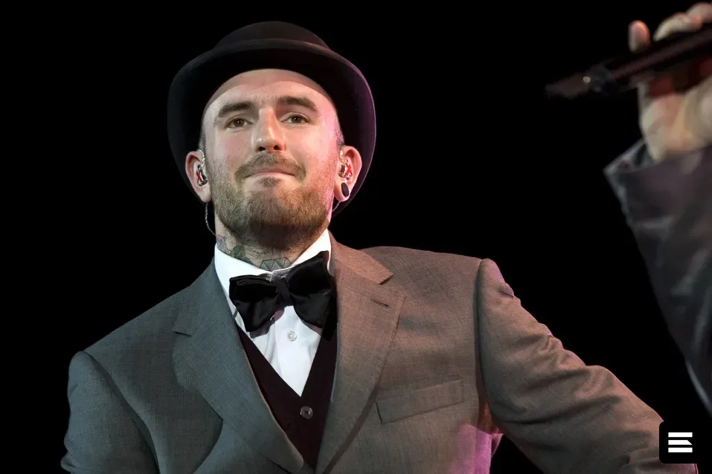 Первый победитель The Voice из жизни в 43 года