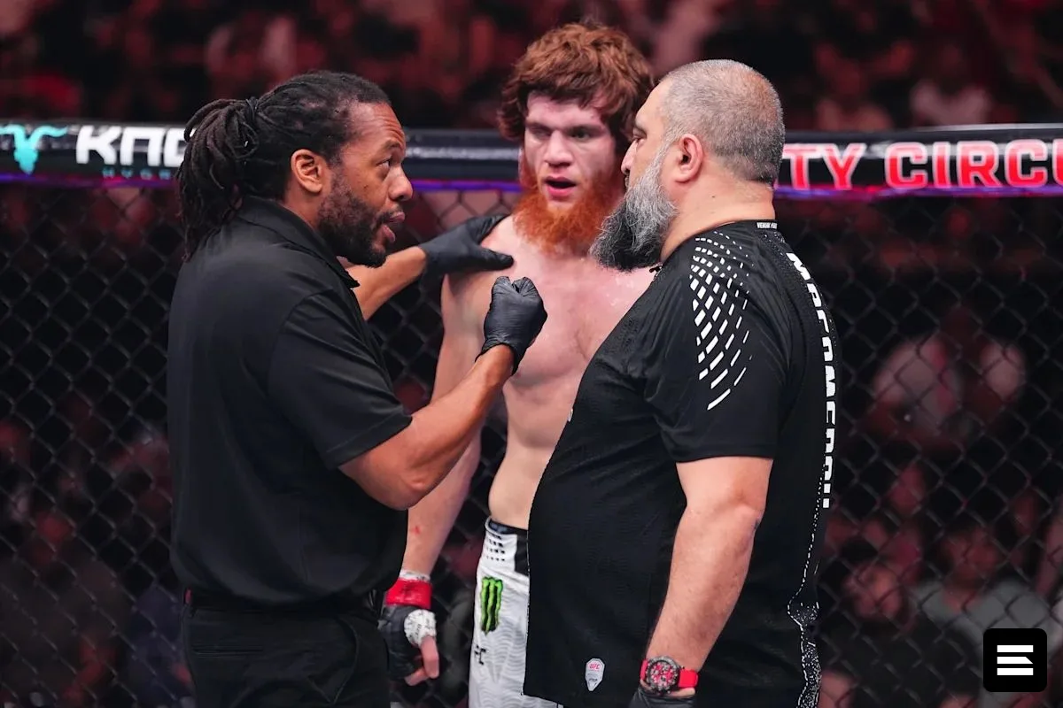 Боец UFC похвалил рефери Херба Дина на фоне критики