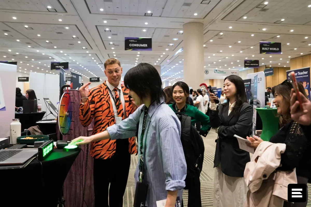 TechCrunch Disrupt 2026: последние места для экспонентов