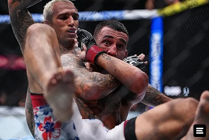 Чарльз Оливейра стремится к титулу UFC и требует разъяснений от Джастина Гетжи