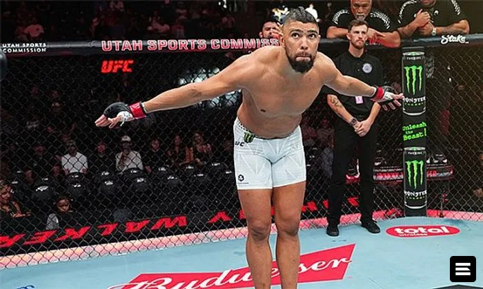 Джонни Уокер получил бонус $100 000 за нокаут на UFC 332