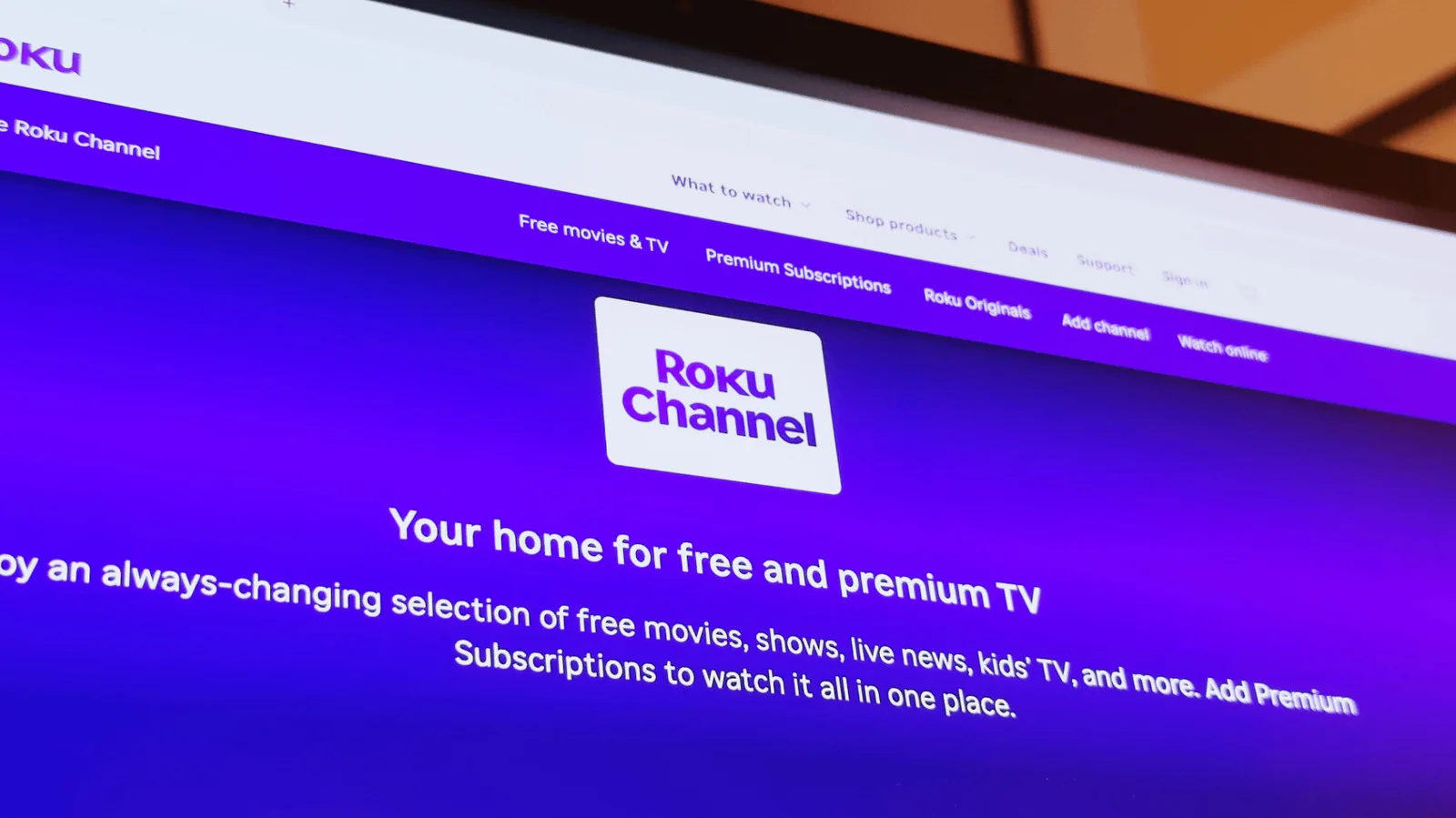 Roku открыл бесплатный раздел с ИИ-контентом