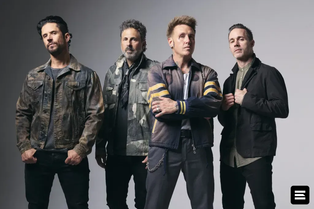 Papa Roach отменили выступление на Louder Than Life из-за здоровья басиста
