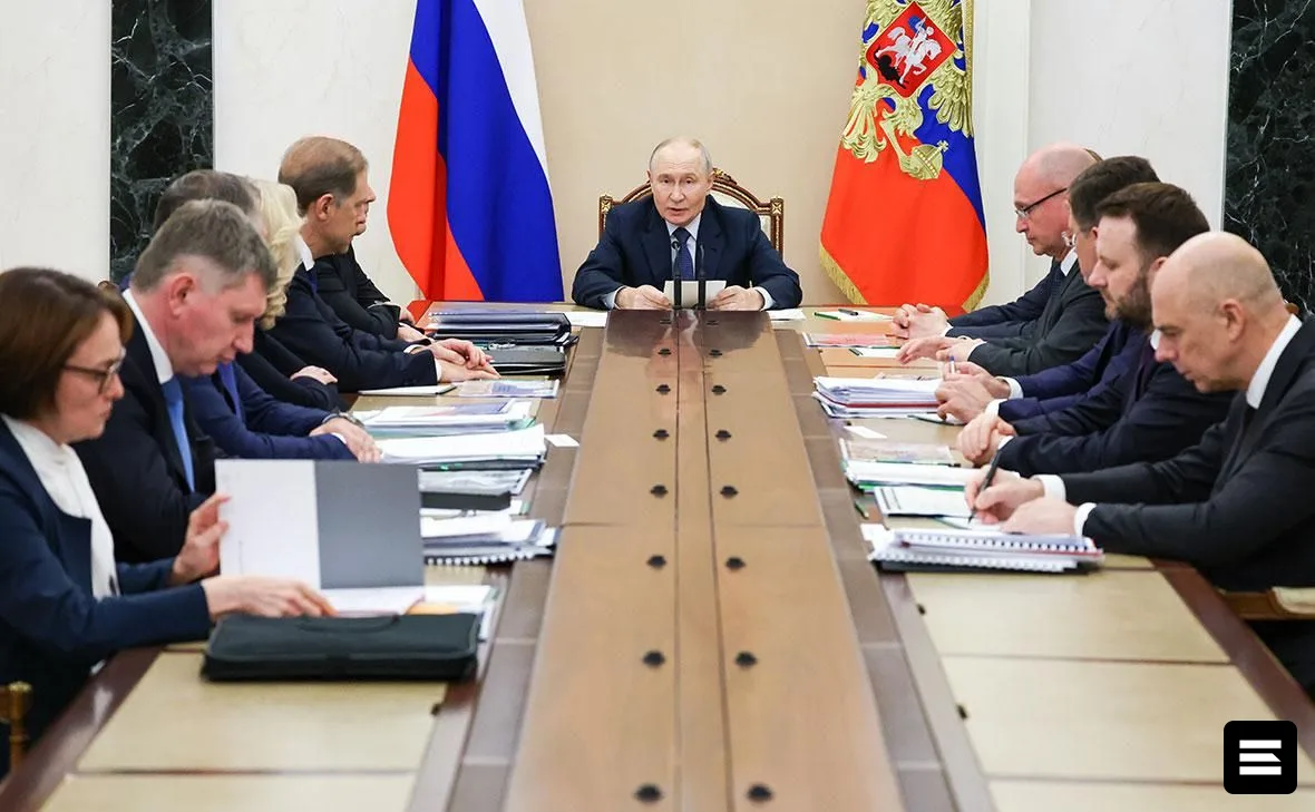 Путин обсудил с правительством экономику: инфляция, безработица, бюджет