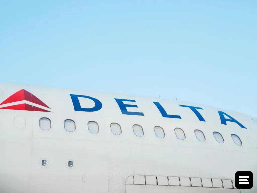 Delta: Рост цен на билеты на 20% и сотрудничество с Starlink
