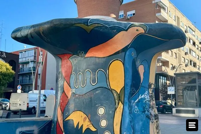 Луис Ариас Вера – скульптура «Birds of the World in the Skies Over Alcorcón» (2009)