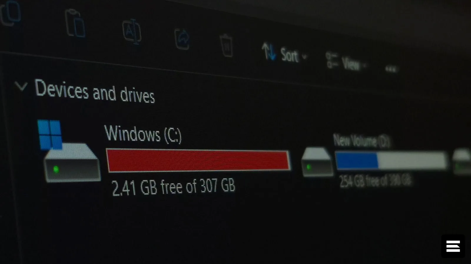 SSD на 256 ГБ или HDD на 1 ТБ: что выбрать